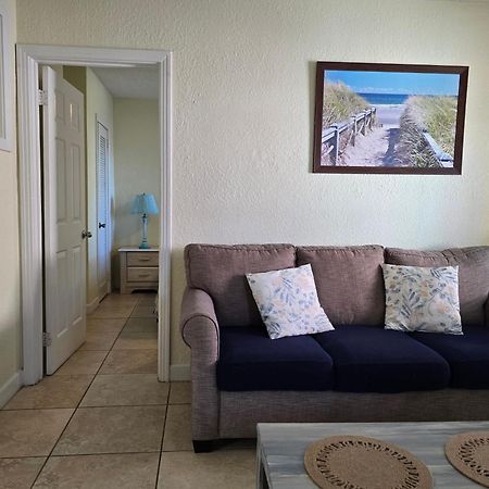 Oceanfront Sea Scape Motel Индиалантик Экстерьер фото