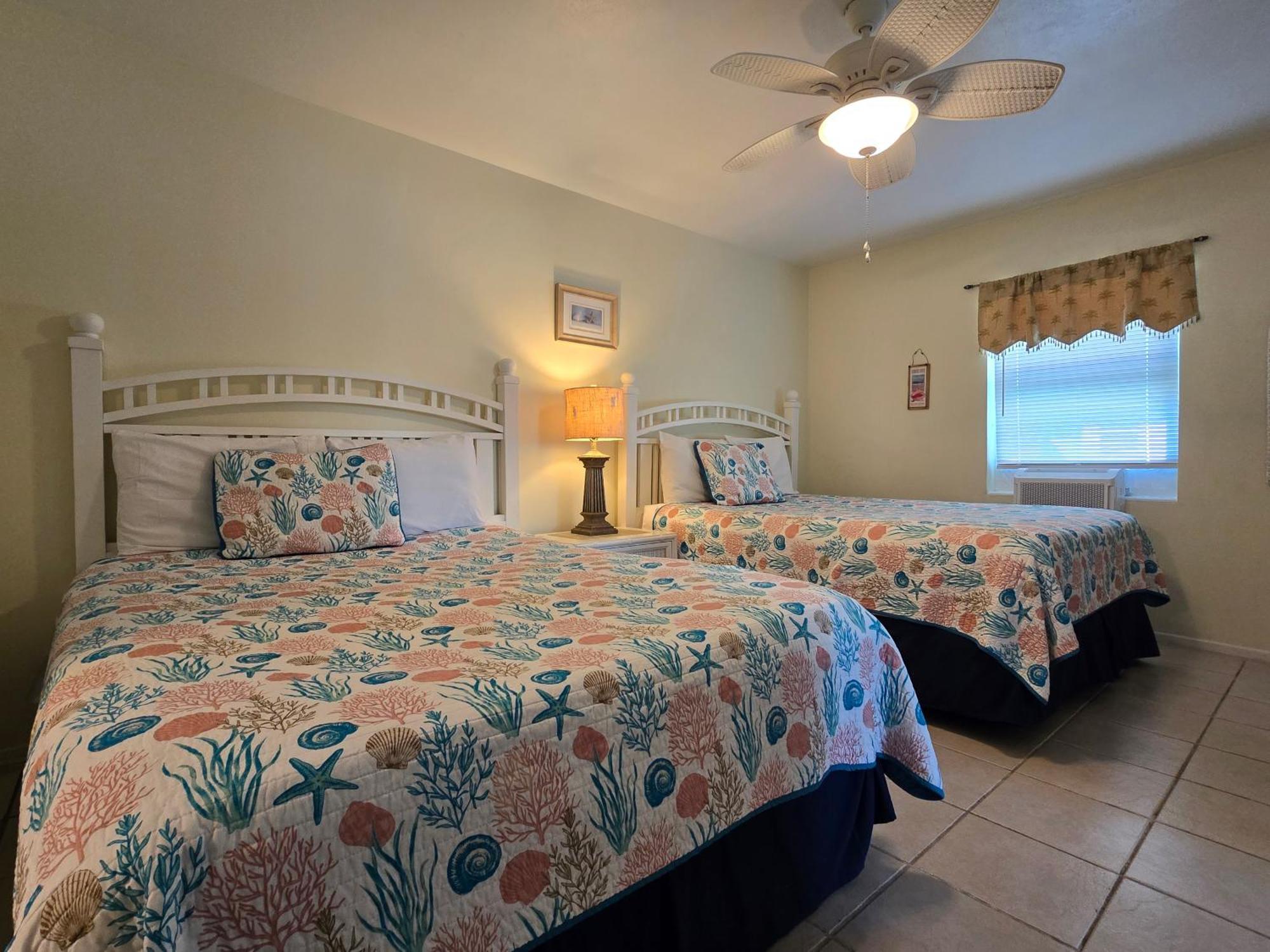 Oceanfront Sea Scape Motel Индиалантик Экстерьер фото